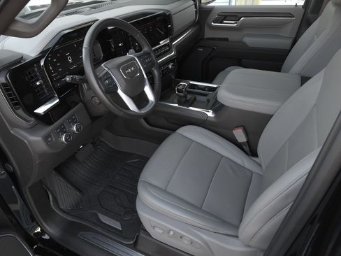 Used 2024 GMC Sierra 1500 SLT w/ SLT Premium Plus Package image 9