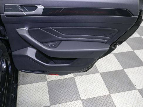 Certified 2023 Volkswagen Arteon SEL Premium image 25