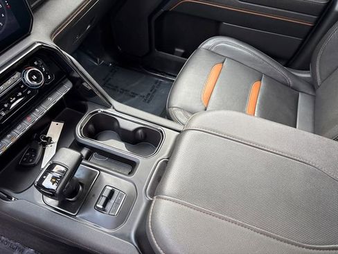 Used 2023 GMC Sierra 1500 AT4 w/ Technology Package image 35