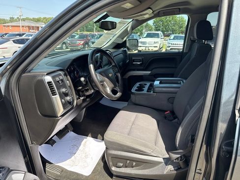 Used 2018 Chevrolet Silverado 1500 LT w/ All Star Edition AWD/4WD image 22