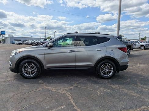 Used 2018 Hyundai Santa Fe Sport w/ 2.4L Value Package 02 FWD image 7