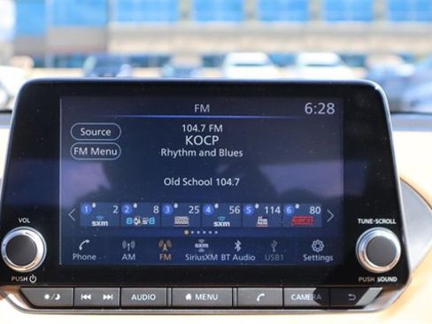 New 2025 Nissan Sentra SV w/ SV Premium Package image 10