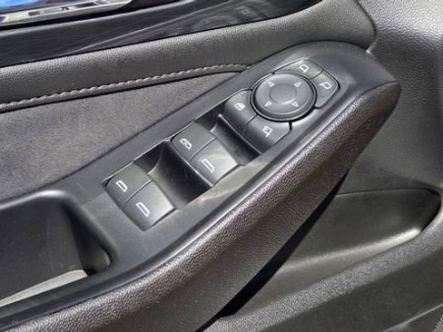 Used 2023 Chevrolet Traverse High Country w/ LPO, Floor Liner Package FWD image 16