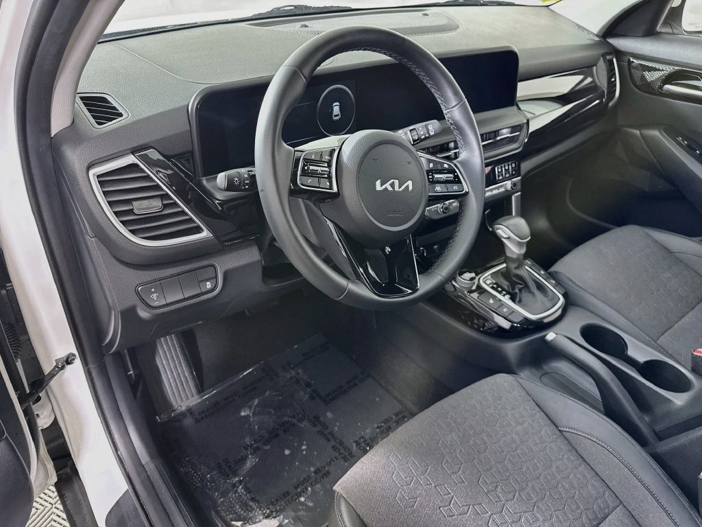 Used 2024 Kia Seltos X-Line AWD/4WD image 18
