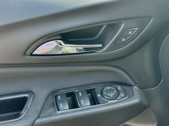 Used 2022 Chevrolet Equinox RS AWD/4WD image 22