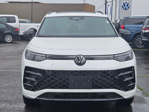 New 2026 Volkswagen Tiguan SE R-Line AWD/4WD image 8