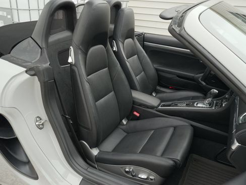 Used 2022 Porsche 718 Boxster GTS RWD image 4