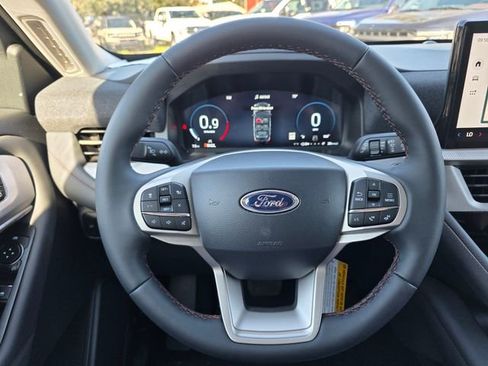 New 2026 Ford Explorer Active image 19