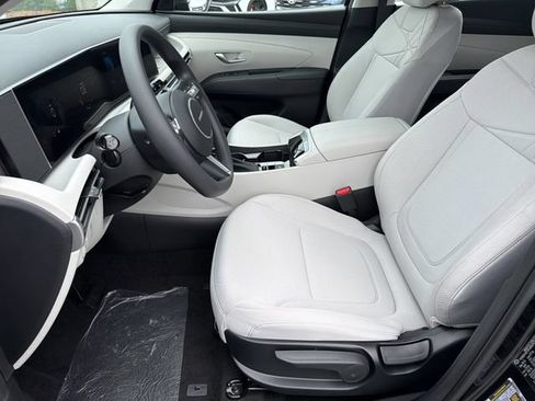 New 2026 Hyundai Tucson SE FWD image 11