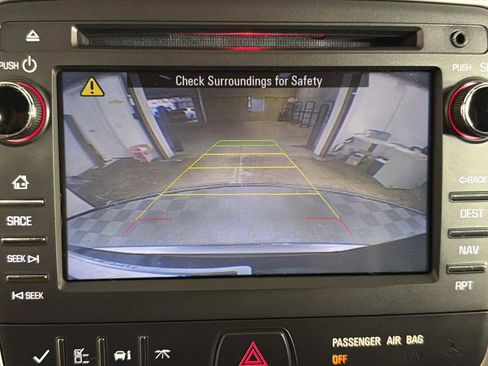 Used 2015 GMC Acadia SLT image 31