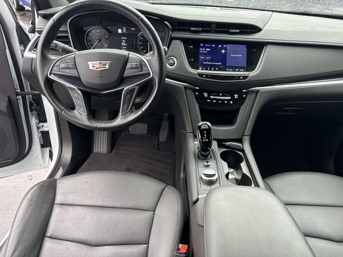 Used 2024 Cadillac XT5 Premium Luxury FWD image 19