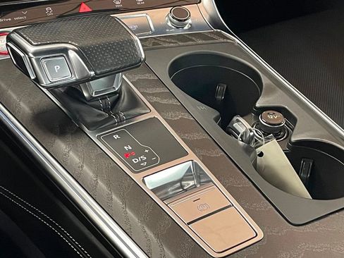 Used 2020 Audi S7 Prestige w/ Prestige Package image 34