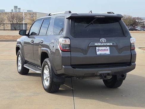 Used 2019 Toyota 4Runner SR5 Premium AWD/4WD image 6