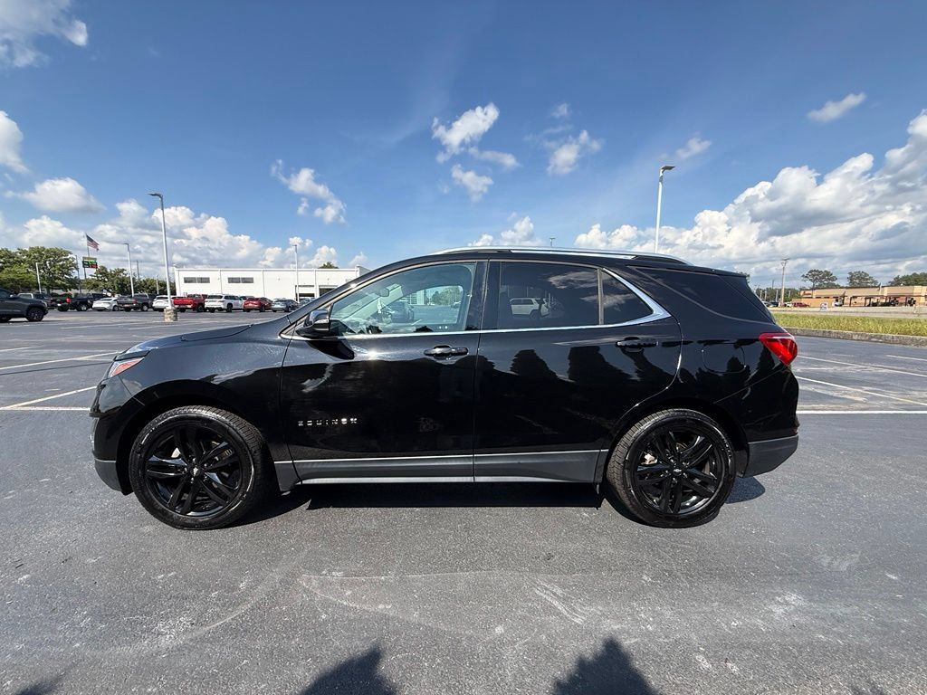 Used 2020 Chevrolet Equinox LT w/ Midnight Edition FWD image 5