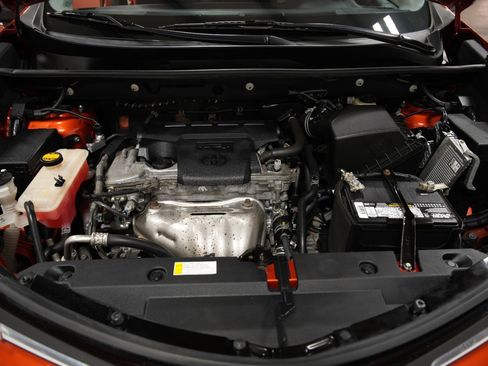 Used 2016 Toyota RAV4 LE image 11