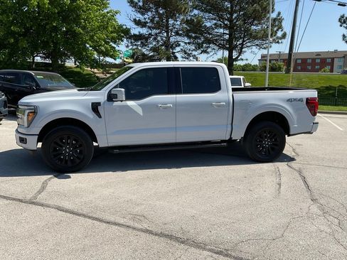Used 2025 Ford F150 Lariat w/ Equipment Group 501A Mid AWD/4WD image 3
