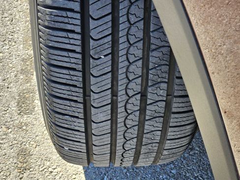 Used 2021 Honda Pilot EX-L image 9