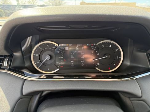 Used 2021 Land Rover Range Rover Evoque R-Dynamic S image 14