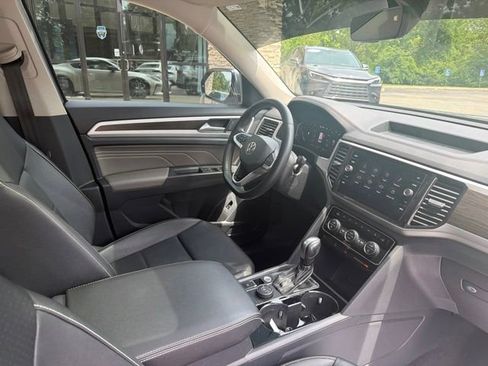 Used 2023 Volkswagen Atlas SE w/ Panoramic Sunroof Package AWD/4WD image 30