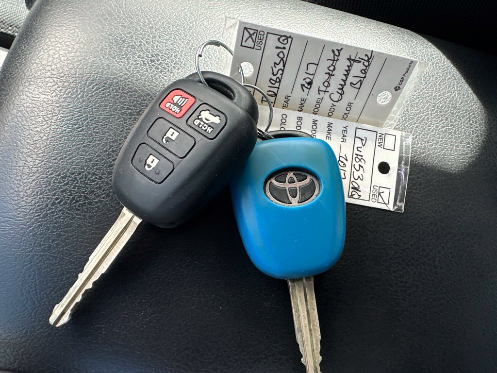 Used 2017 Toyota Camry LE FWD image 18