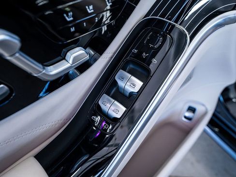 Used 2022 Mercedes-Benz Maybach S 580 4MATIC image 34