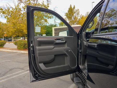 New 2026 GMC Sierra 1500 Elevation w/ Elevation Premium Package AWD/4WD image 13