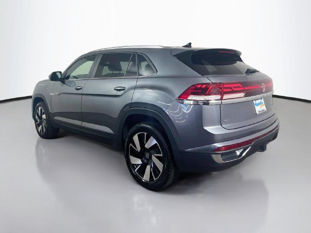 Used 2025 Volkswagen Atlas Cross Sport SE AWD/4WD image 7