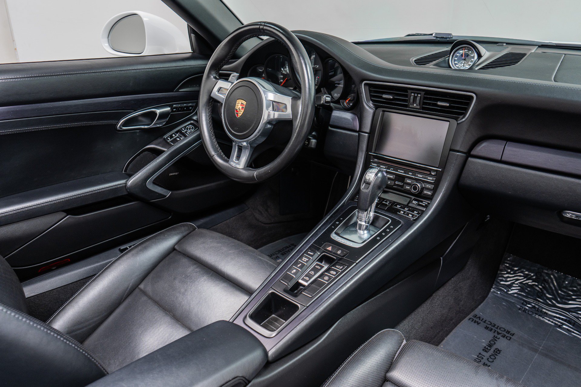 Used 2015 Porsche 911 Carrera GTS RWD image 28