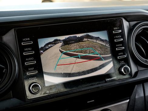 Used 2021 Toyota Tacoma SR image 17