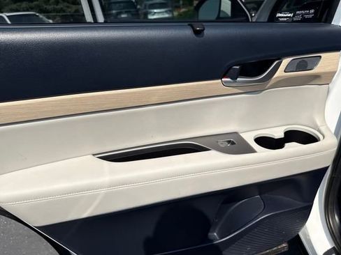 Certified 2023 Hyundai Palisade Limited image 12