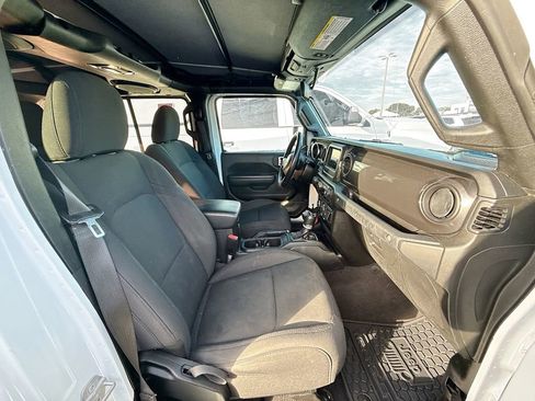 Used 2021 Jeep Wrangler Unlimited Sport image 30