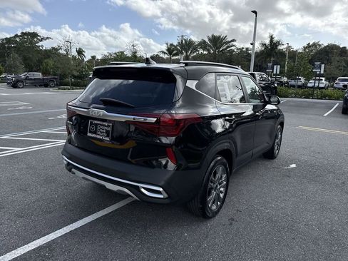 Used 2023 Kia Seltos S image 4