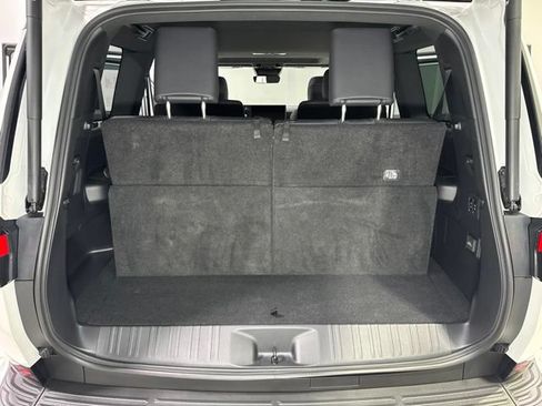 Used 2025 Lexus GX 550 w/ Accessory Package (Z1) AWD/4WD image 28
