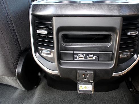 Used 2022 RAM 1500 Big Horn image 26