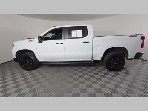 Used 2024 Chevrolet Silverado 1500 LT Trail Boss w/ LT Trail Boss Premium Package AWD/4WD image 51