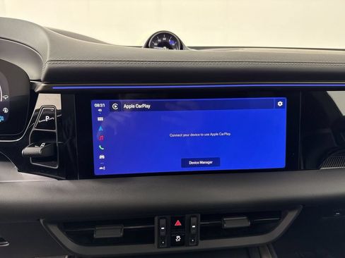 Certified 2025 Porsche Macan Turbo Electric AWD/4WD image 28