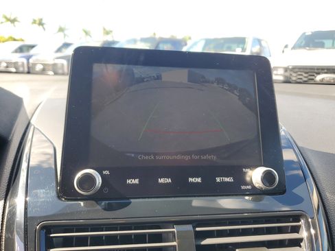 Used 2022 Mitsubishi Eclipse Cross LE image 29