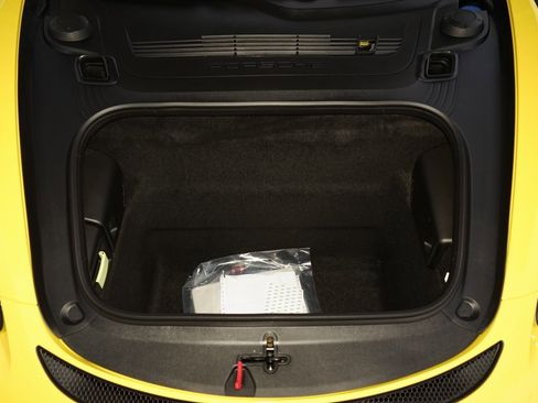 Used 2025 Porsche 718 Boxster Spyder RS image 32