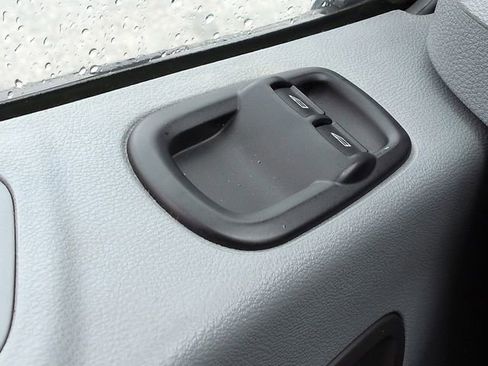 Used 2017 Ford Transit 250 130 Low Roof image 20