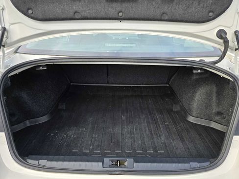 Used 2015 Subaru Legacy 2.5i Premium image 17
