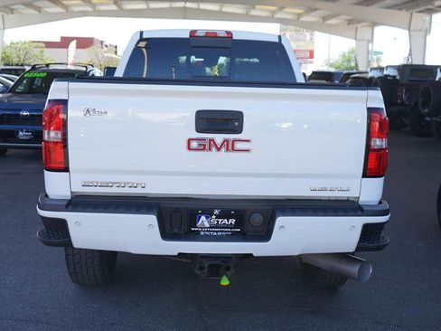Used 2015 GMC Sierra 2500 Denali w/ Duramax Plus Package AWD/4WD image 4
