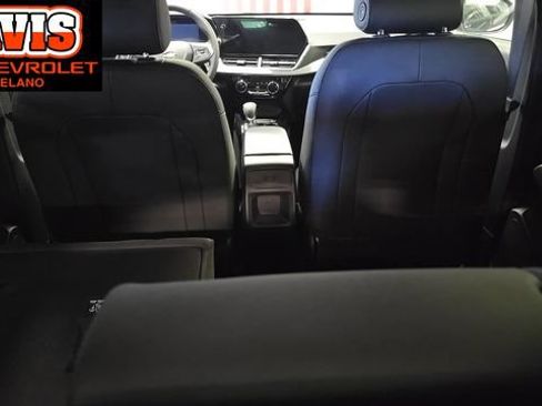New 2026 Chevrolet Trax LT w/ LT Convenience Package FWD image 13