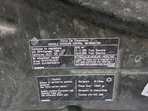 Used 2016 Volvo XC90 T6 Momentum image 25