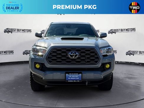 Used 2021 Toyota Tacoma TRD Sport w/ TRD Premium Sport Package AWD/4WD image 2