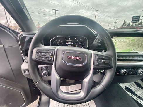 Certified 2025 GMC Sierra 1500 Elevation image 32