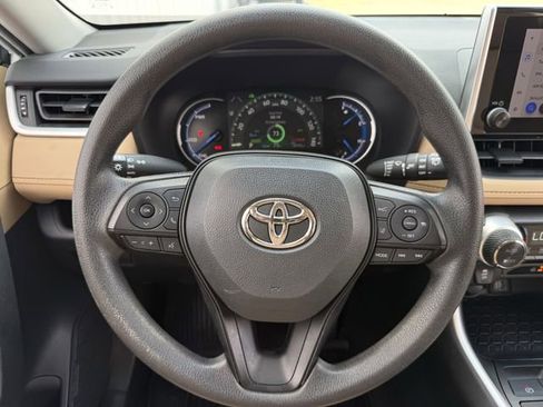 Used 2023 Toyota RAV4 XLE image 14