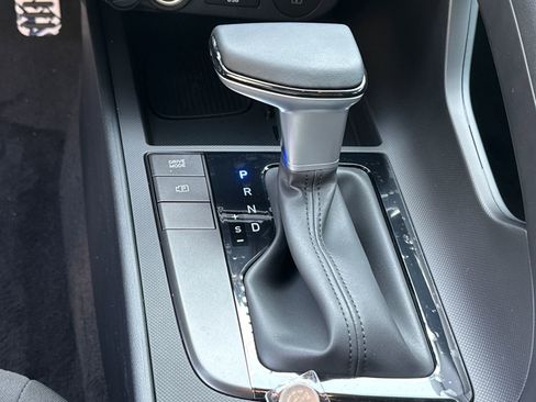 New 2025 Hyundai Elantra Sport FWD image 34