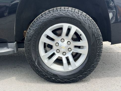 Used 2017 Chevrolet Tahoe LT AWD/4WD image 31