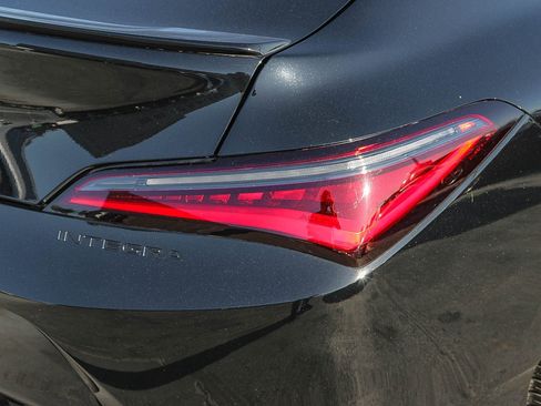Used 2024 Acura Integra A-Spec image 10