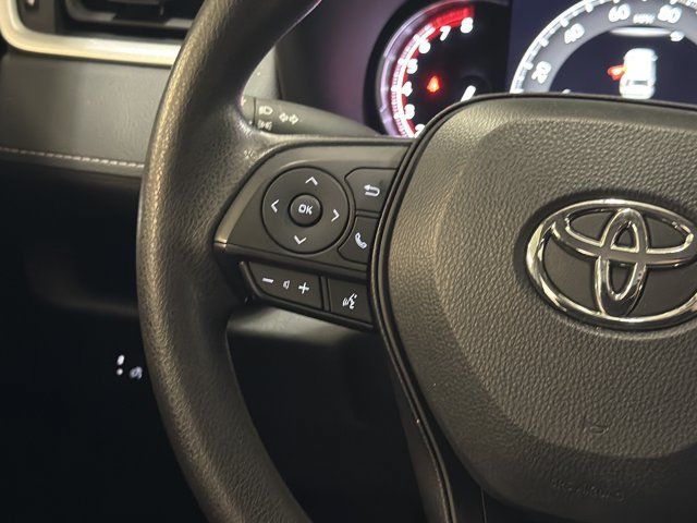 Used 2023 Toyota RAV4 LE FWD image 29